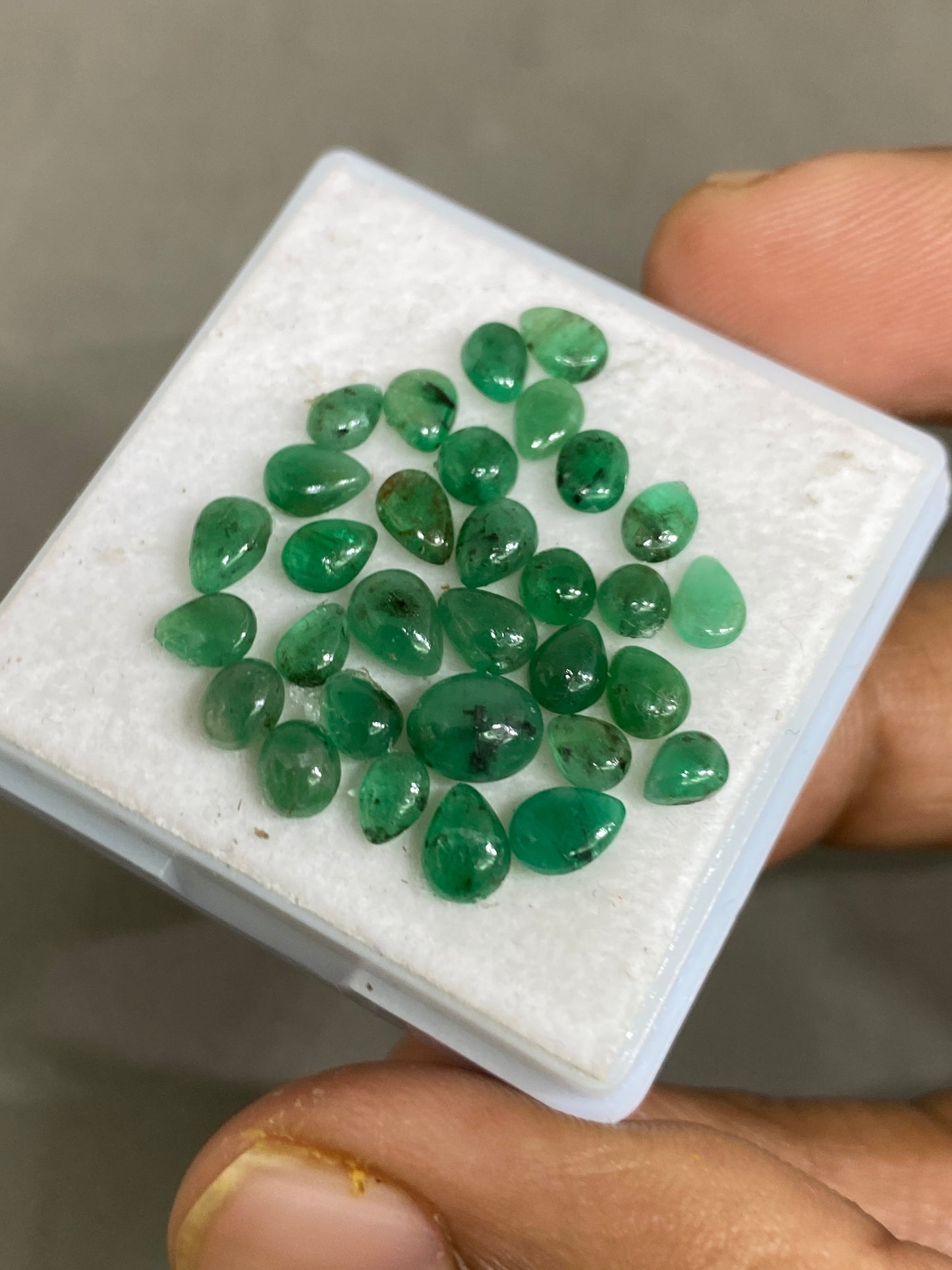 Massive rare Emerald cabochons mixed shapes emerald oval round pear weight 9.70 cts size  4mm- 7x5.6m  pcs 31 Emerald cabochon