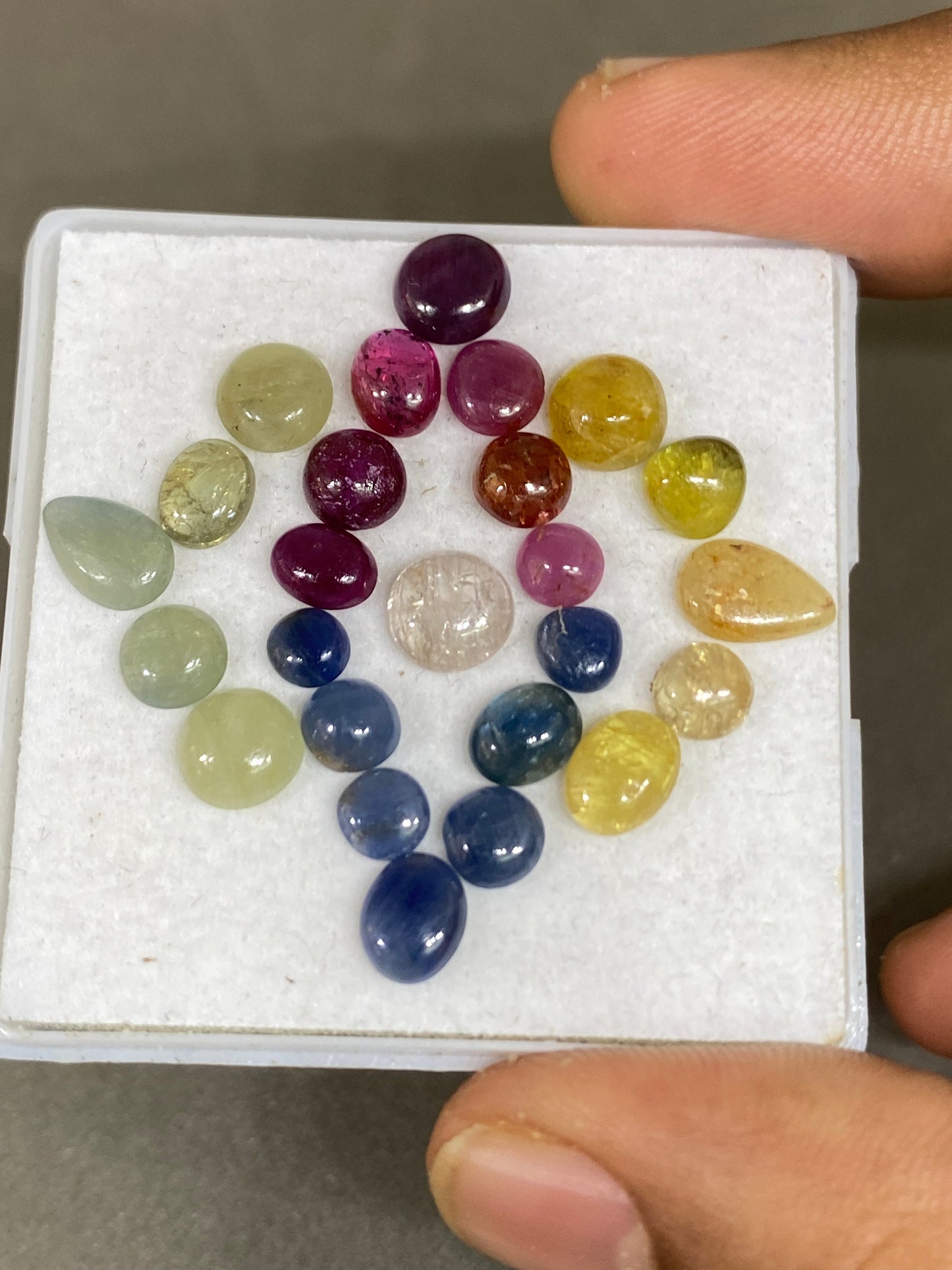 Sparkling Nice beautiful rare Multi sapphire round oval cabochons weight 28 carats size 4.5-9x6mm pcs 25 natural sapphire unheated sapphire