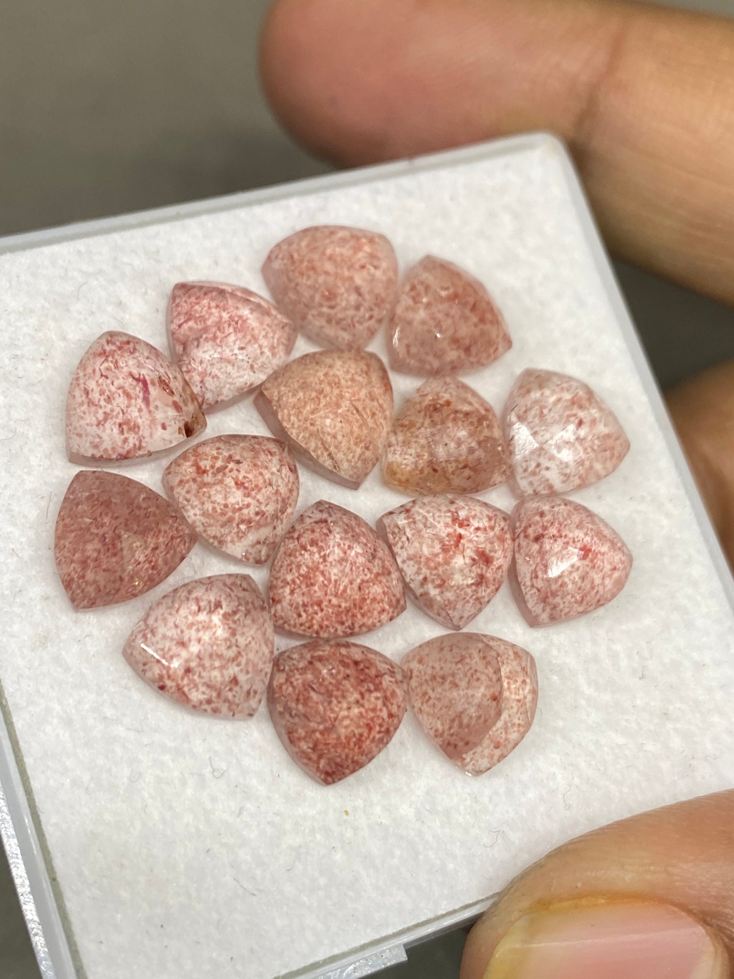 Dazzling Strawberry quartz trillion rosecut cute lot pcs 15 weight 31 carats size 9mm approx pink color strawberry quartz rosecut