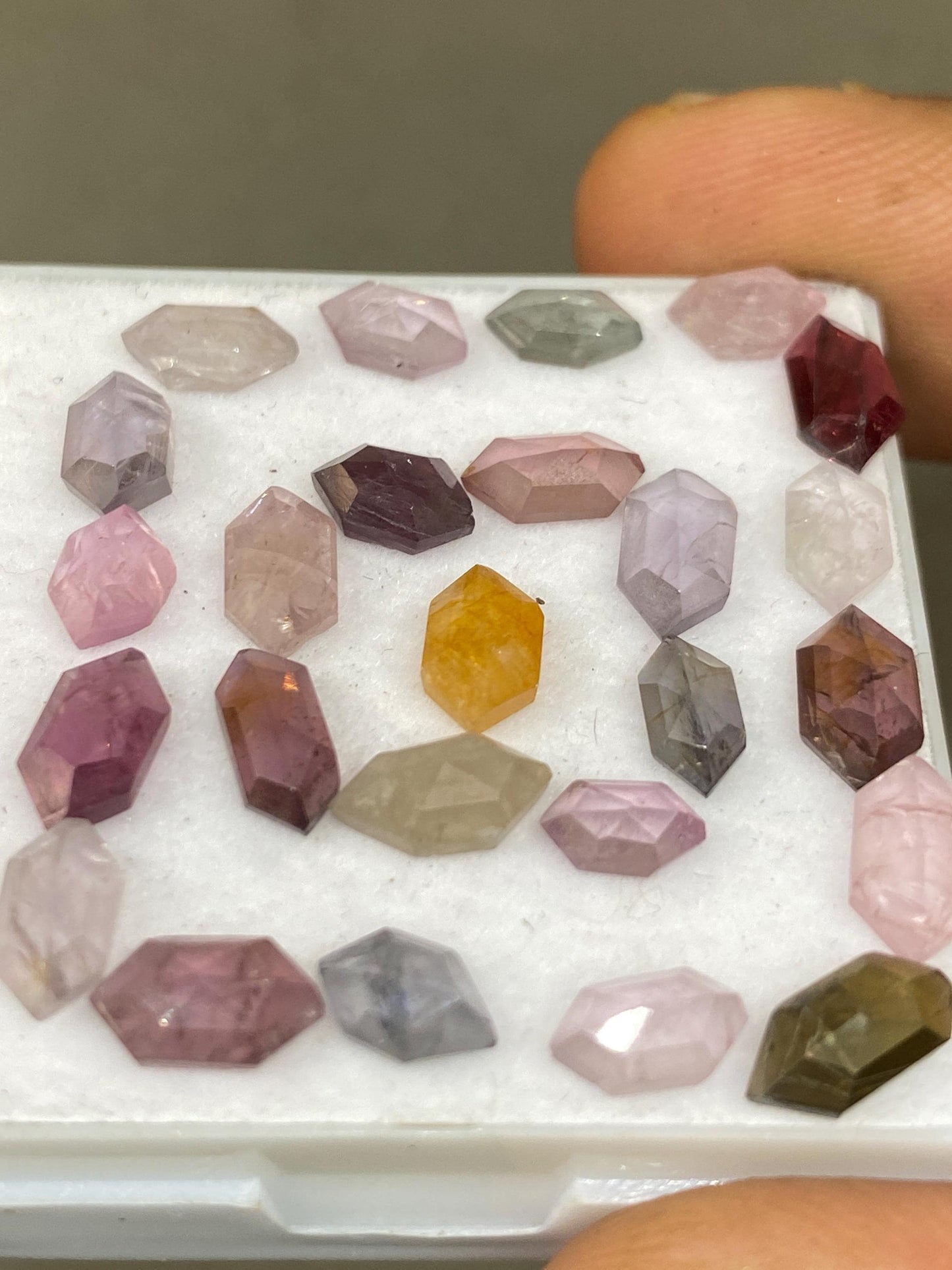 Fantastic very rare burma mines  purple spinel kite lot amazing quality pcs 25 weight 17.20 cts size 6x3.5-9x4.5mm rosecut multi spinels