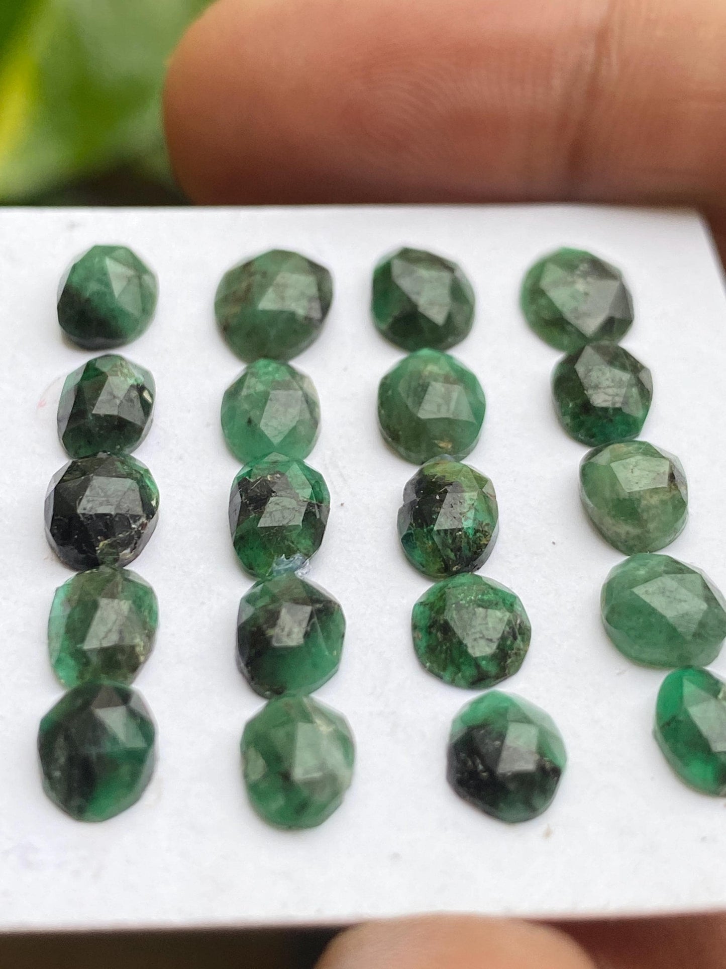 Dazzling rare Emerald rosecut good quality  wt 14.5 cts size 7x5.5mm-10x6.5mm Pcs 20 natural emerald rosecut good color beautiful