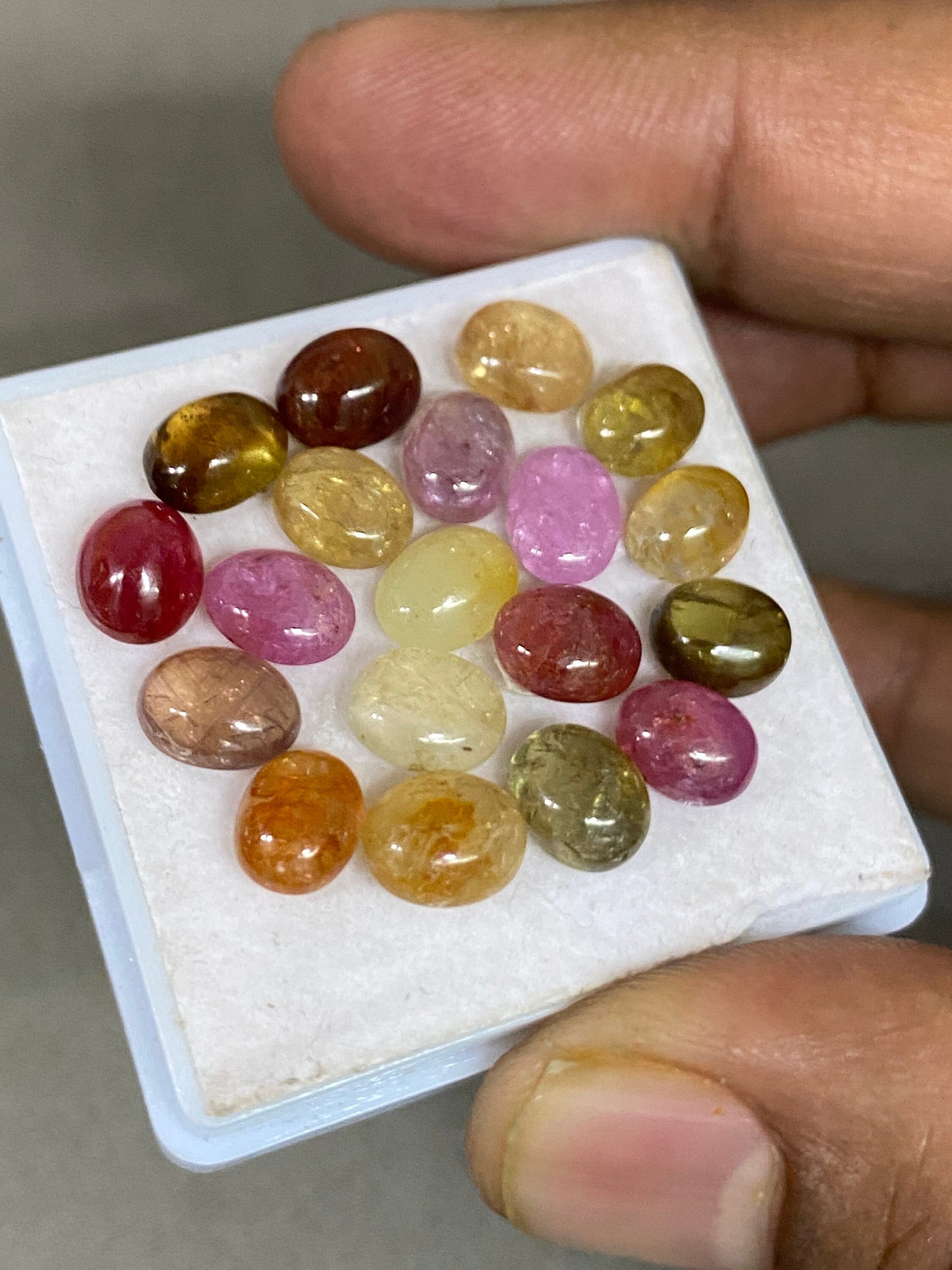 Very rare super fine quality umba sapphire natural unheated untreated sapphire cabochons wt 35 carats pcs 19 size 7.5x6mm-8x6.5mm  sapphire