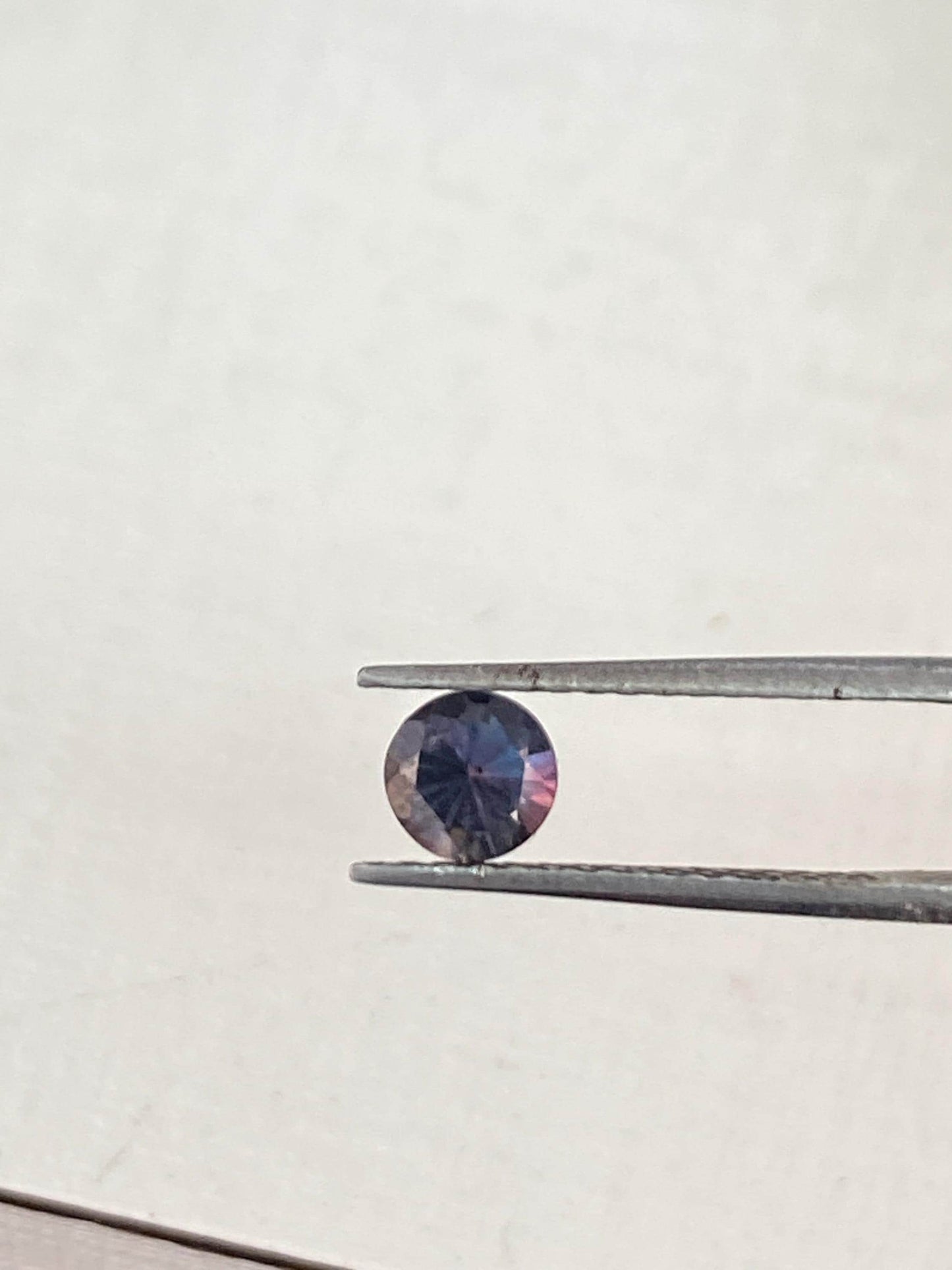 Extremely Rare Color Change Sapphire cutstone round wt 0.73 carat purple to pink sapphire Natural Unheated Untreated Sapphire never seen