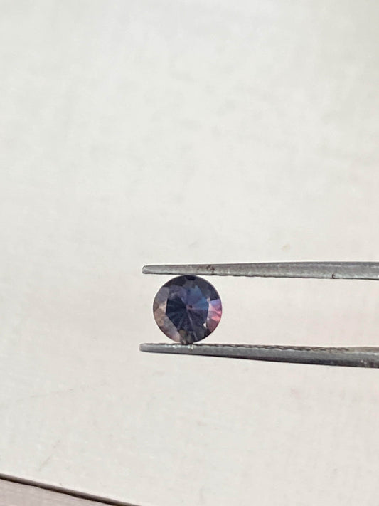 Extremely Rare Color Change Sapphire cutstone round wt 0.73 carat purple to pink sapphire Natural Unheated Untreated Sapphire never seen