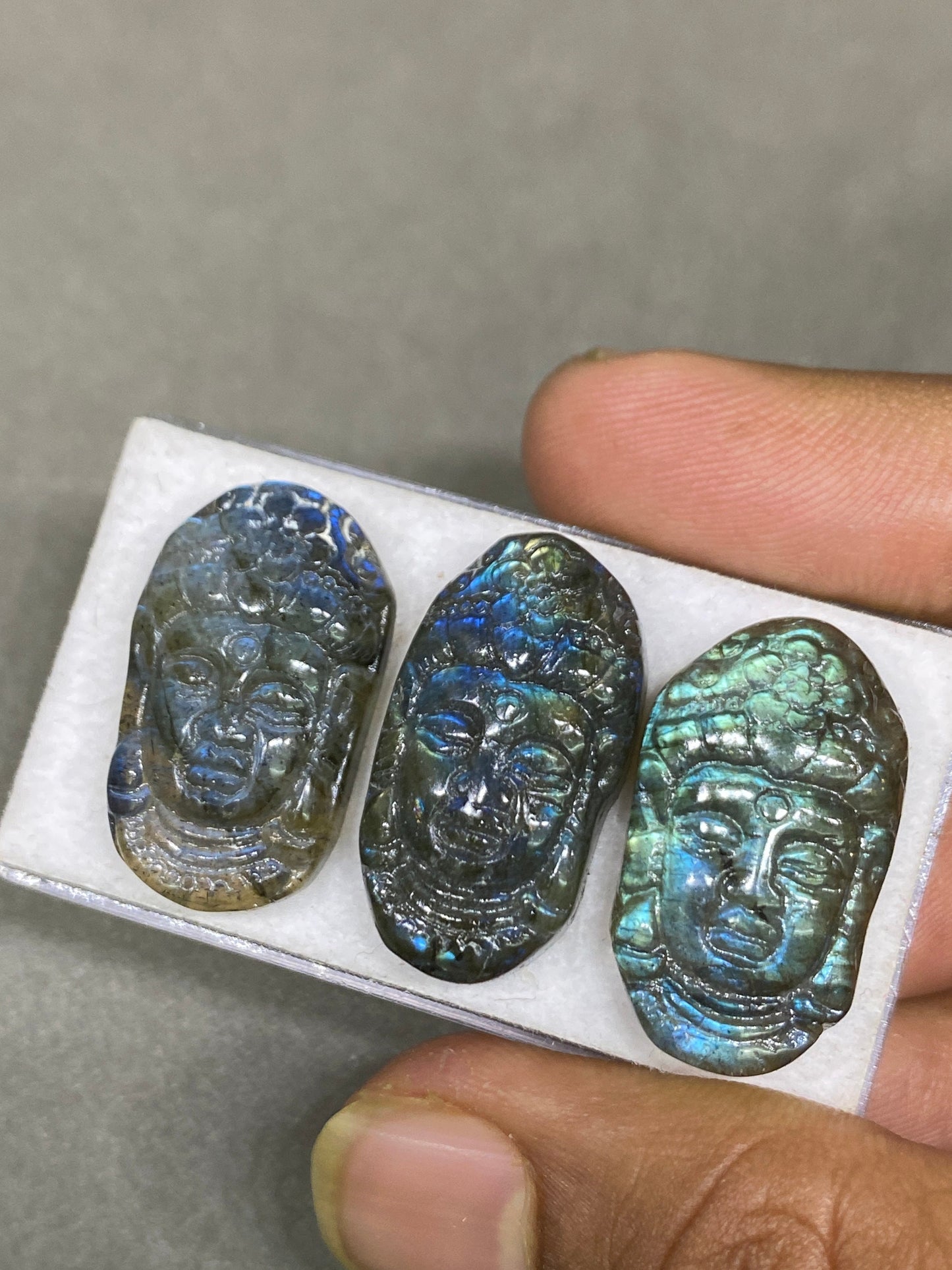 Stunning AAA Natural Blue fire labradorite Lord Face  carving aaa wt 70 cts pcs 3 size 26x15mm labradorite lord face  carving