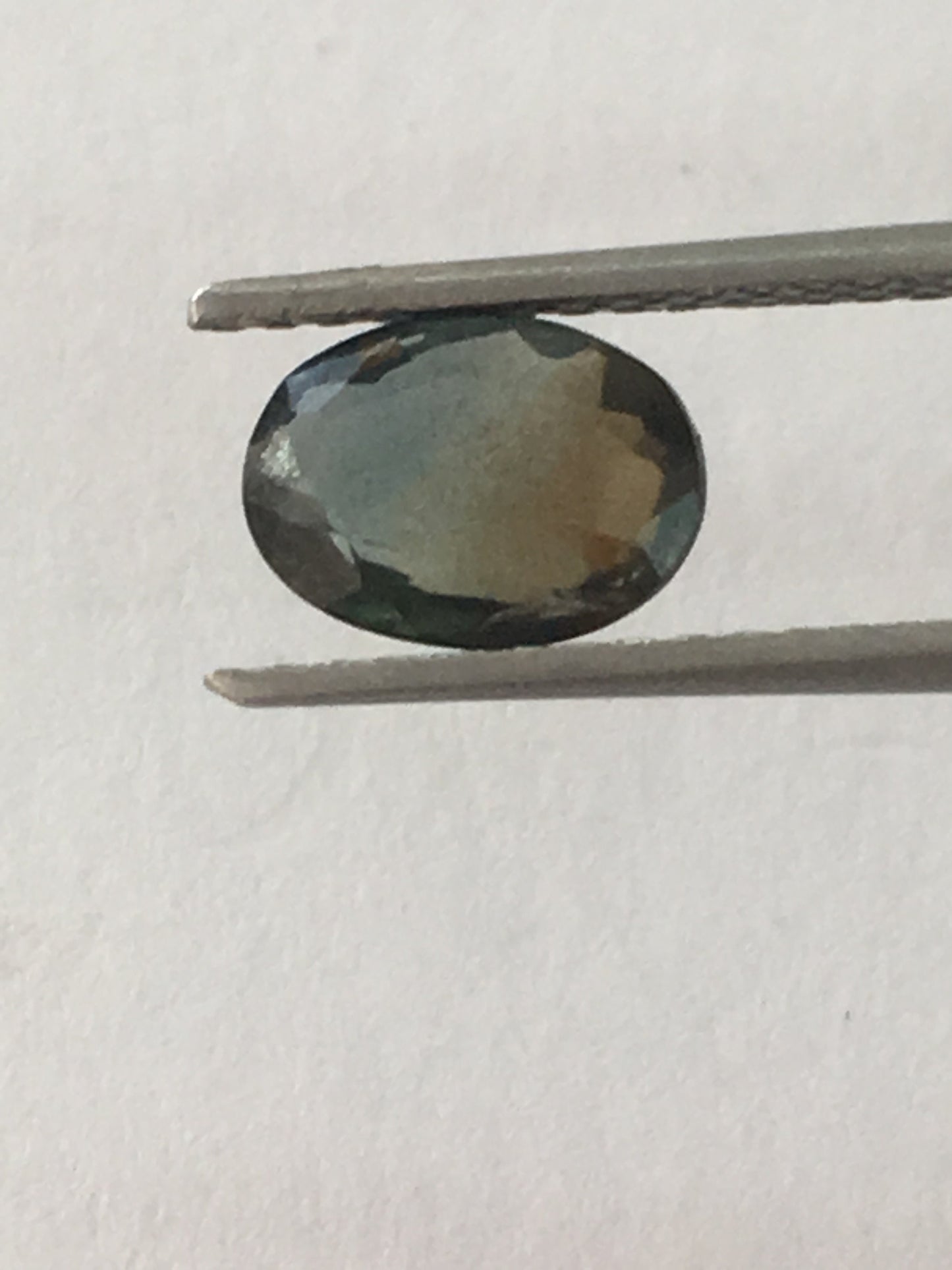 Bi color sapphire oval cut stone natural sapphire cut oval wt 1 carat size 7.5x5.5mm natural unheated sapphire