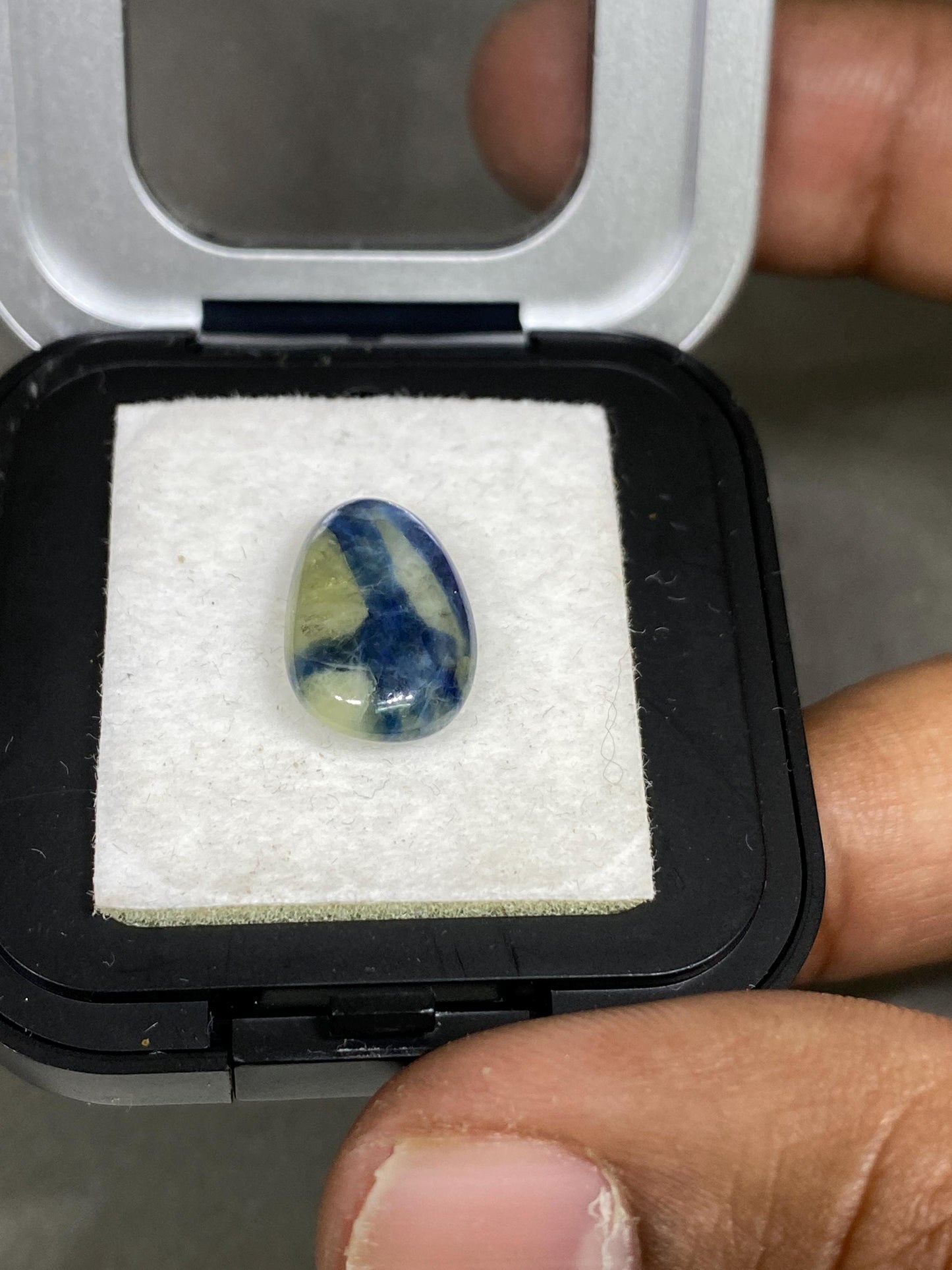 Fascinating rare Natural Bicolor blue yellow sapphire nugget smooth wt 8.85 carats size 10x6mm unheated pattern fancy blue sapphire