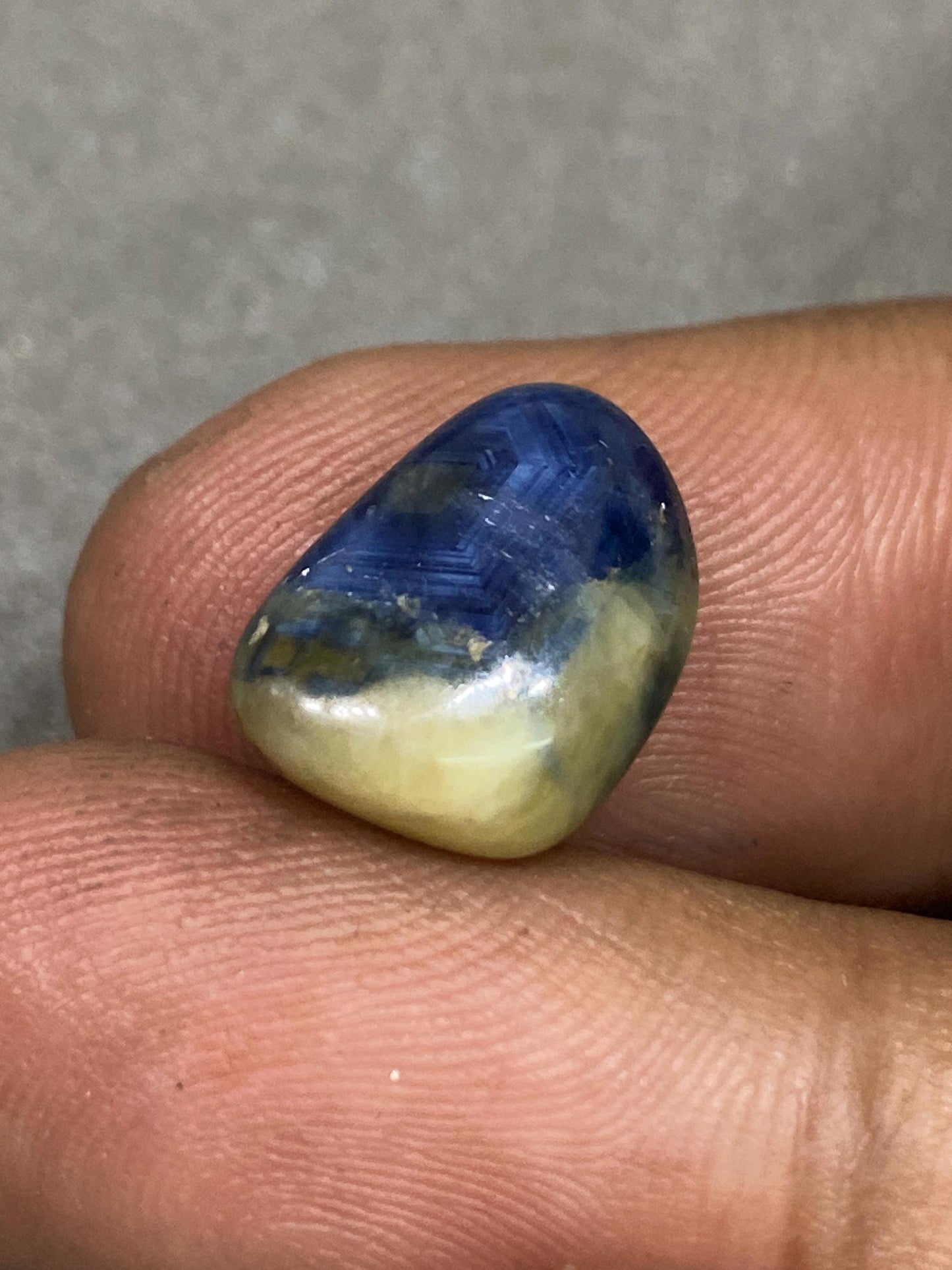 Mesmerising rare Natural Bicolor blue yellow sapphire nugget wt 10.90 carats size 13x10mm unheated hexagonal sheen fancy blue sapphire