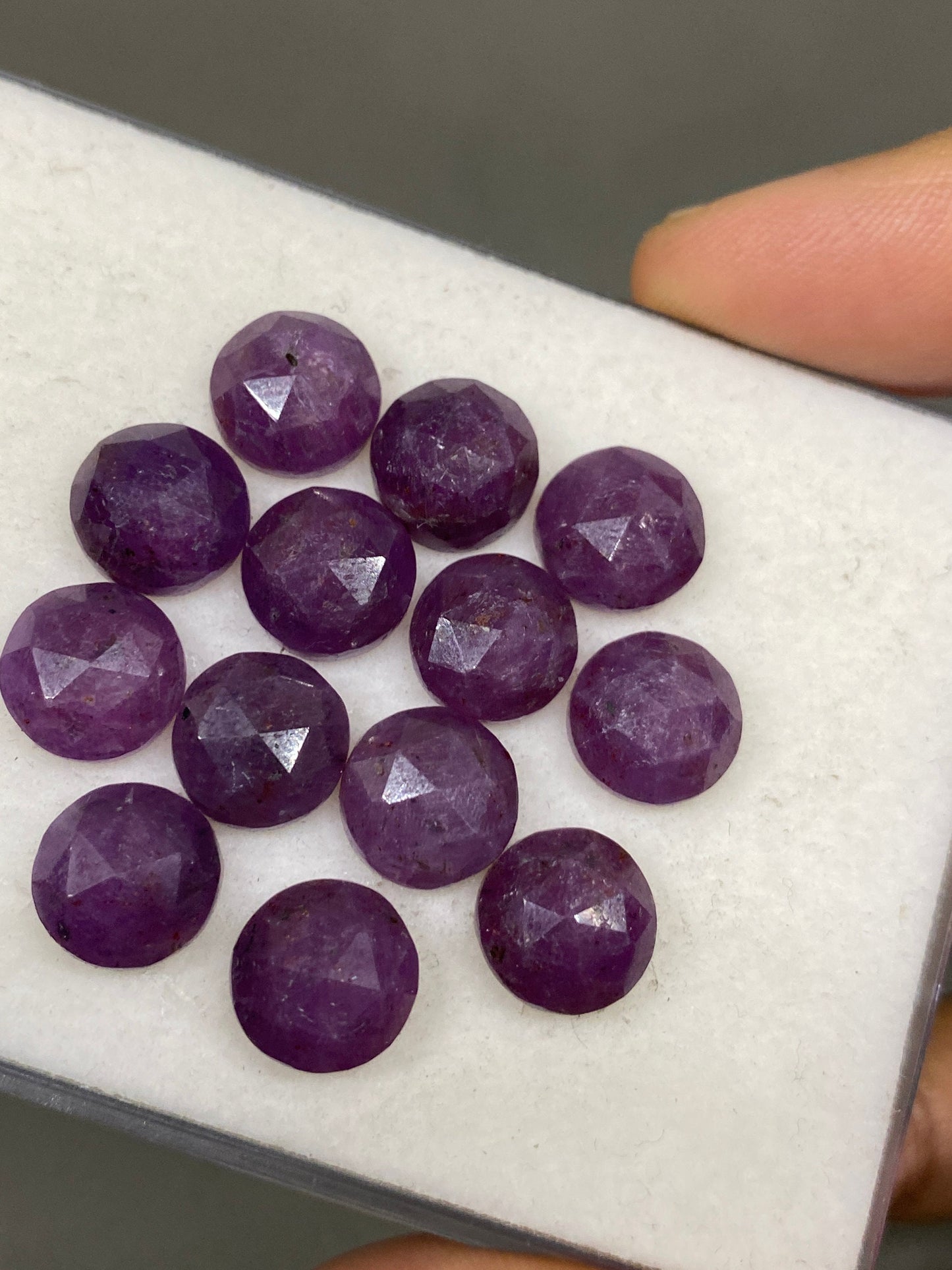 Purple red Sapphire Rosecut flats round shape  wt 71 cts 10mm pcs 13 purple sapphire round rosecut