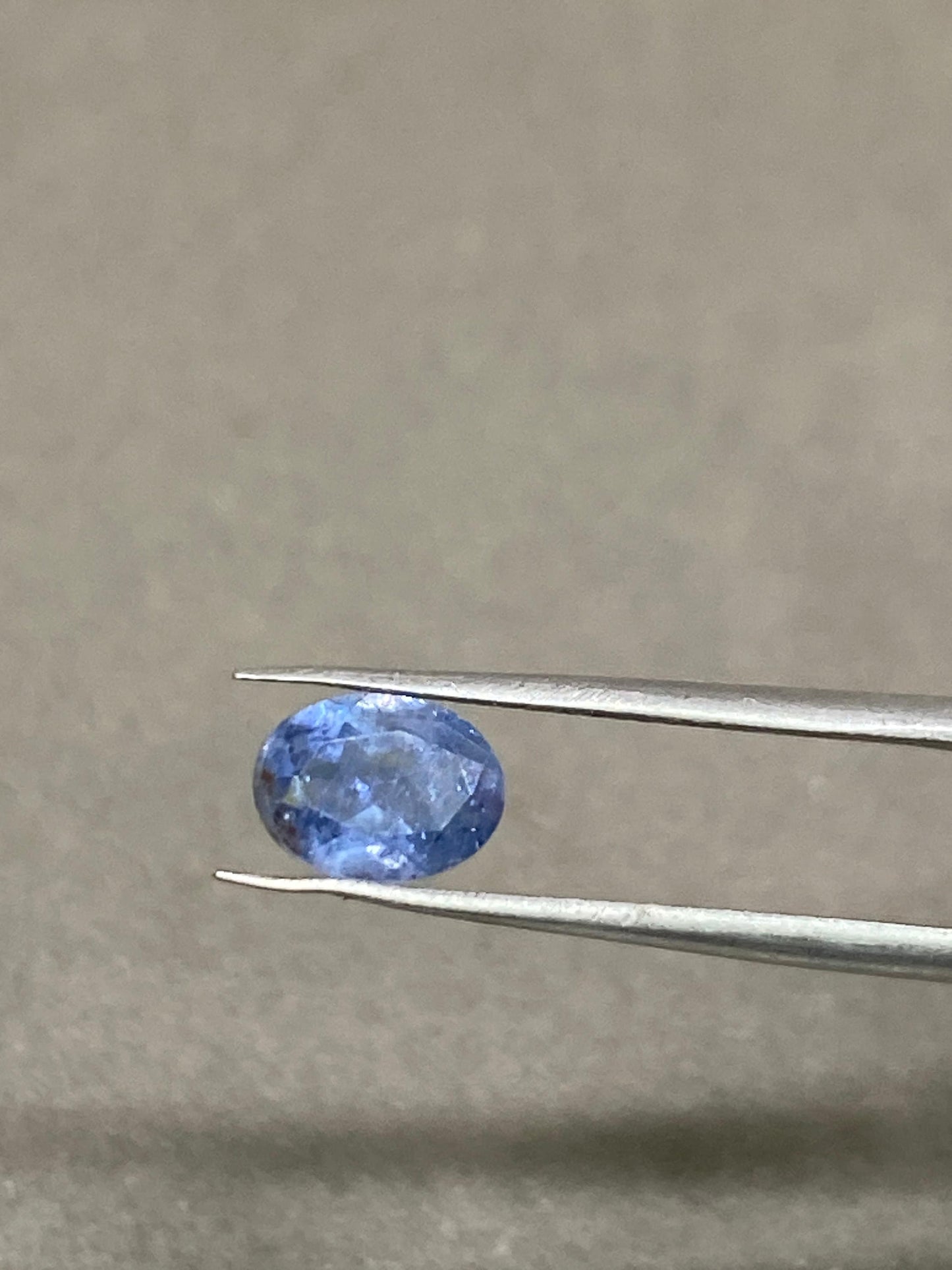 Rare blue sapphire oval aaa  natural unheated untreated weight 1.5 carats 7.7x5.7mm natural sapphire ring supply