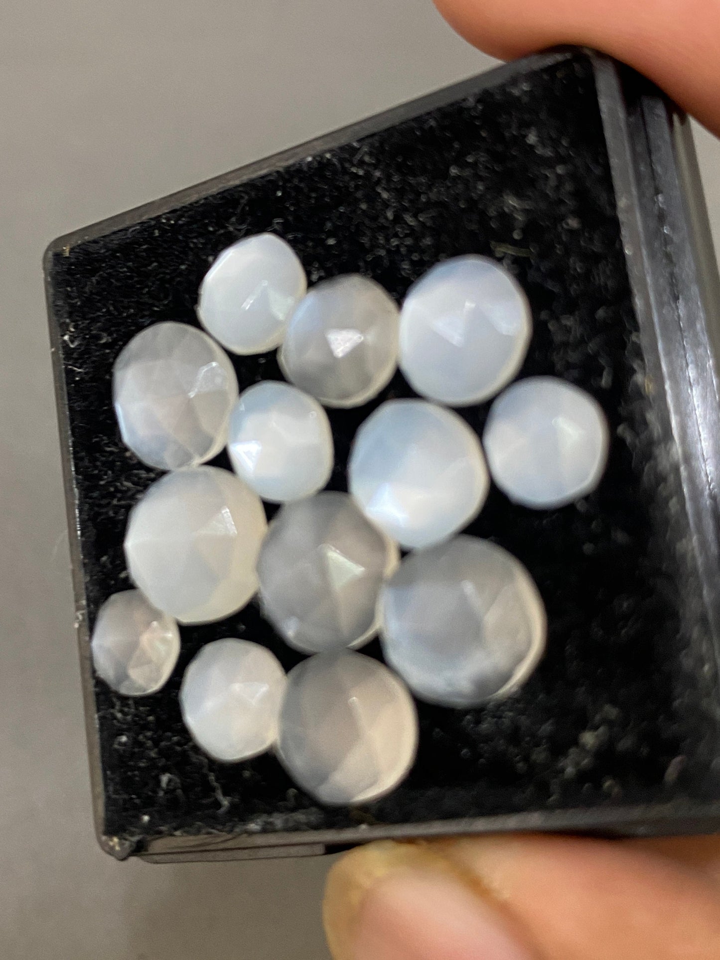 Lovely white sheen moonstone rosecut round moonstone wholesale lot wt 16 cts  size 6mm-9mm pcs 13 rosecut