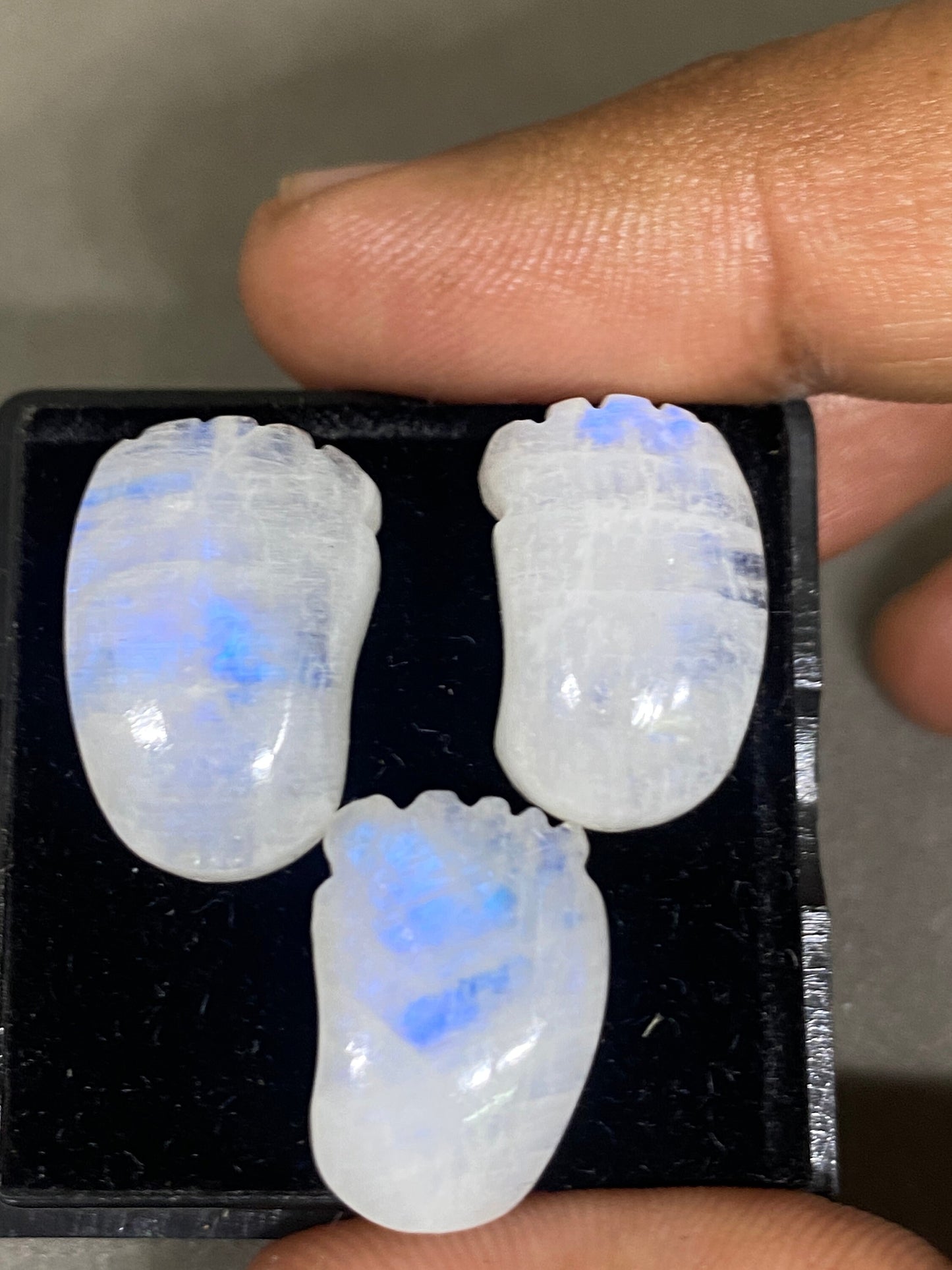 Stunning rare white moonstone baby foot carving  blue fire moonstone  carving pcs 3 wt 41 cts 18x12-25x13mm moonstone baby foot carving