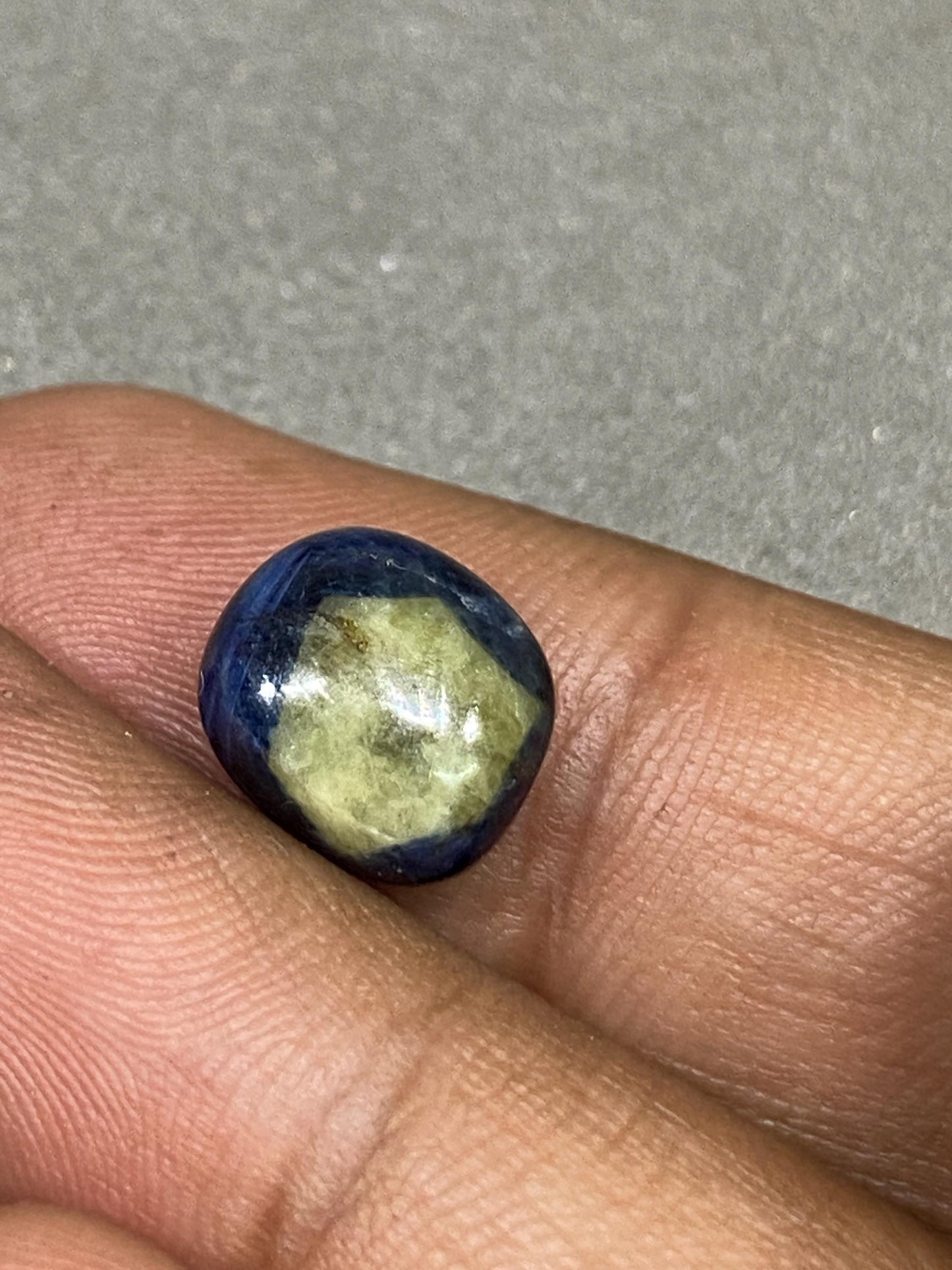 Gorgeous extremely rare Natural Bicolor blue yellow sapphire nugget smooth wt carats size  unheated sheen fancy blue sapphire